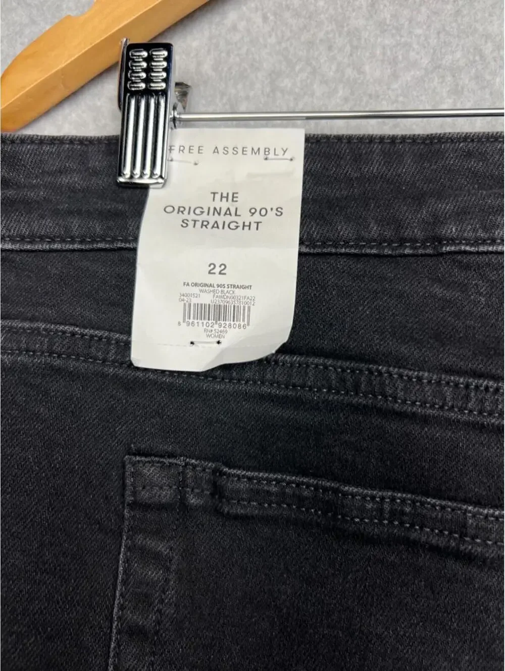 Free Assembly Jeans Womens Plus 22 The Original 90'S Straight Black Inseam 28''